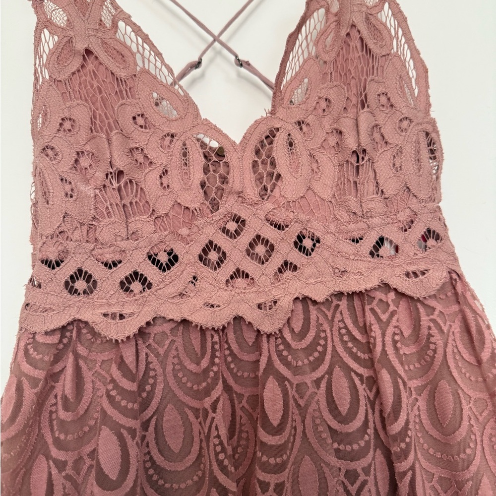 Free People Adella Lace Boho is Slip Dress in Mauve Size Small - Picture 3 of 5